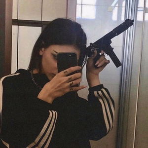 关晓彤玩弄奶头
